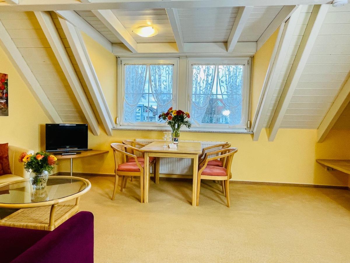 Im Winkel Appartements Und Zimmer Лангенарген Экстерьер фото
