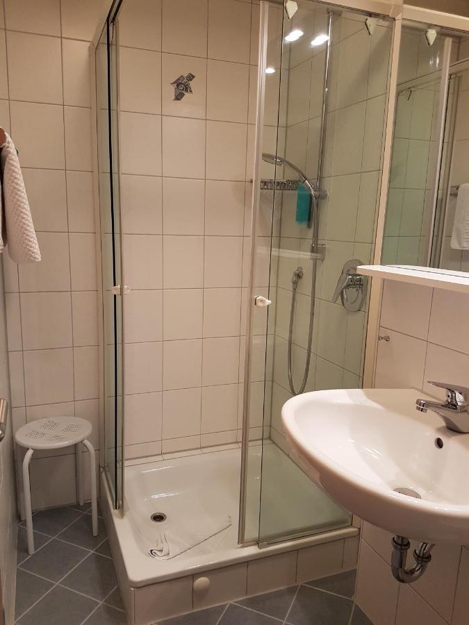 Im Winkel Appartements Und Zimmer Лангенарген Экстерьер фото